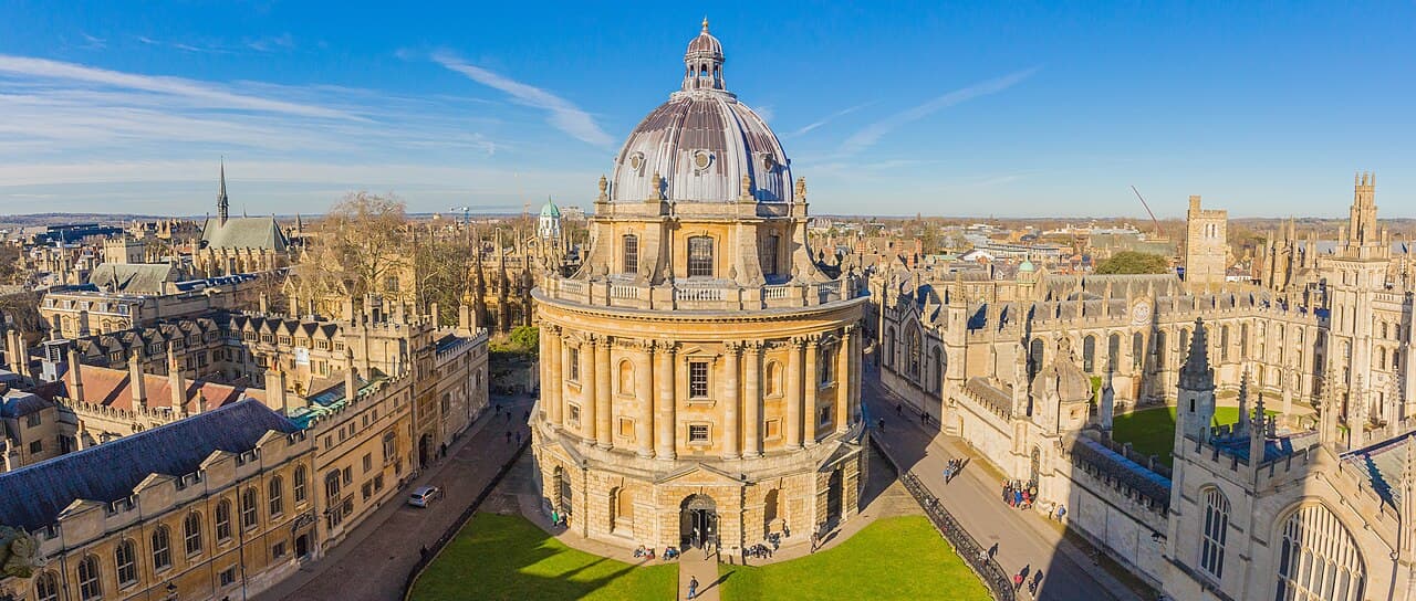 Oxford skyline around the Radcliffe Camera
